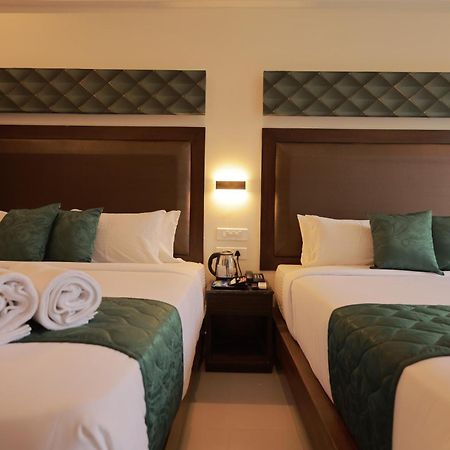 Hotel Aavudai Grand Aralvaimozhi Εξωτερικό φωτογραφία